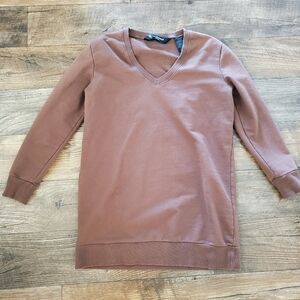Norma Kamali brown v neck long sweatshirt size medium